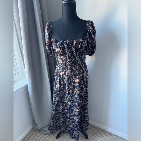 Floral midi dress - Picture 2 of 3